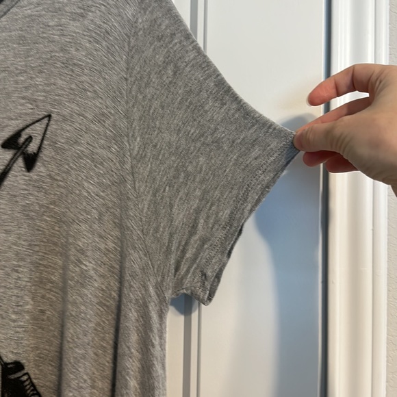 Altar’d State Arrow Graphic Shirt - Picture 4 of 8